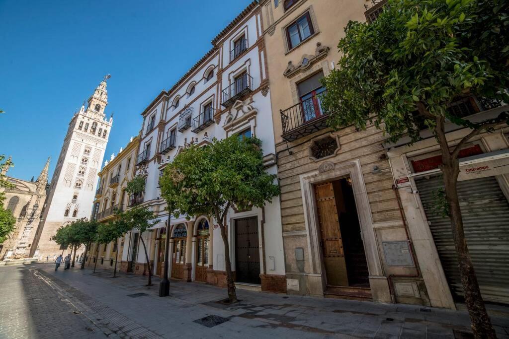 Superior Suite Giralda Views Mateos Gago 5 Iiia *